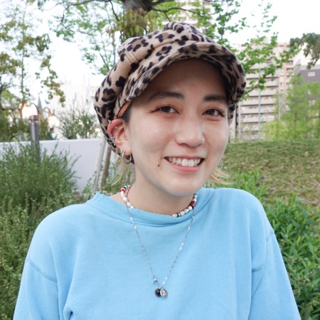 　　濱﨑 綾